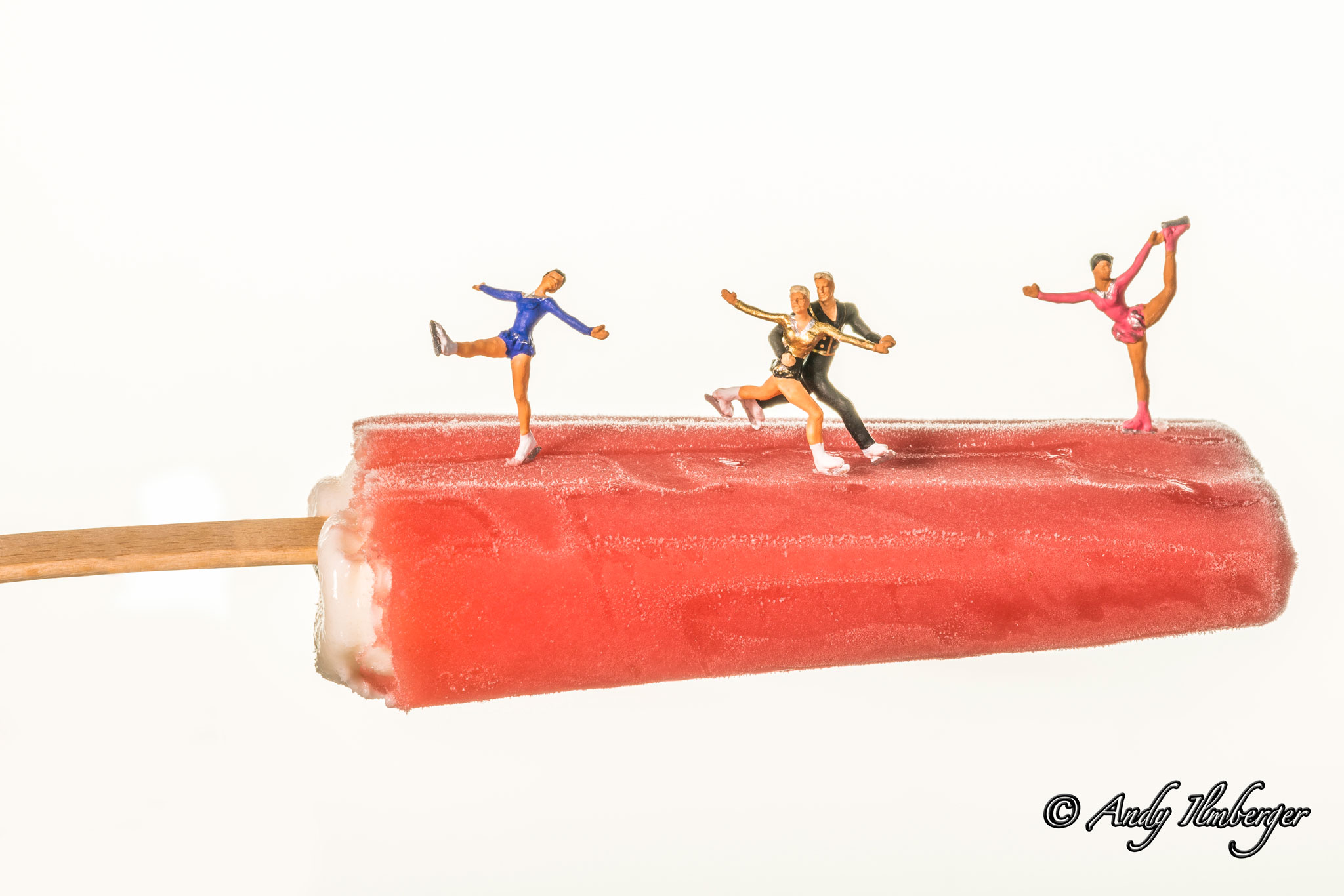 Eiskunstlauf auf Eis am Stil - H0-Figuren in Szene gesetzt von © Andy Ilmberger im Kleine-Helden.Club